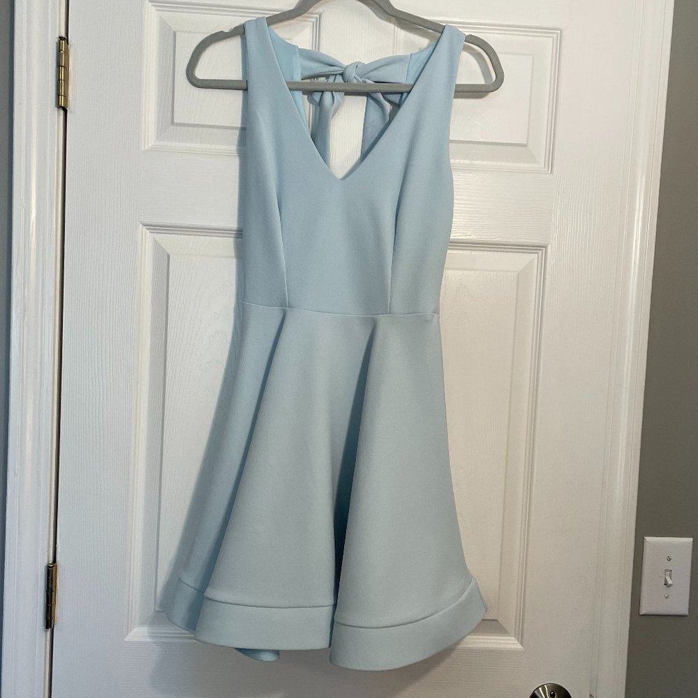B. Darlin Women's Light Blue Sleeveless V Neck Bow Back Full Fit Flare Dress